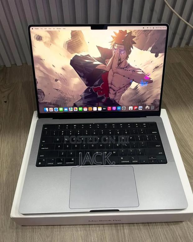 Laptop Apple MacBook Pro 2021 M1 16GB Apple M1 Pro SSD 512GB