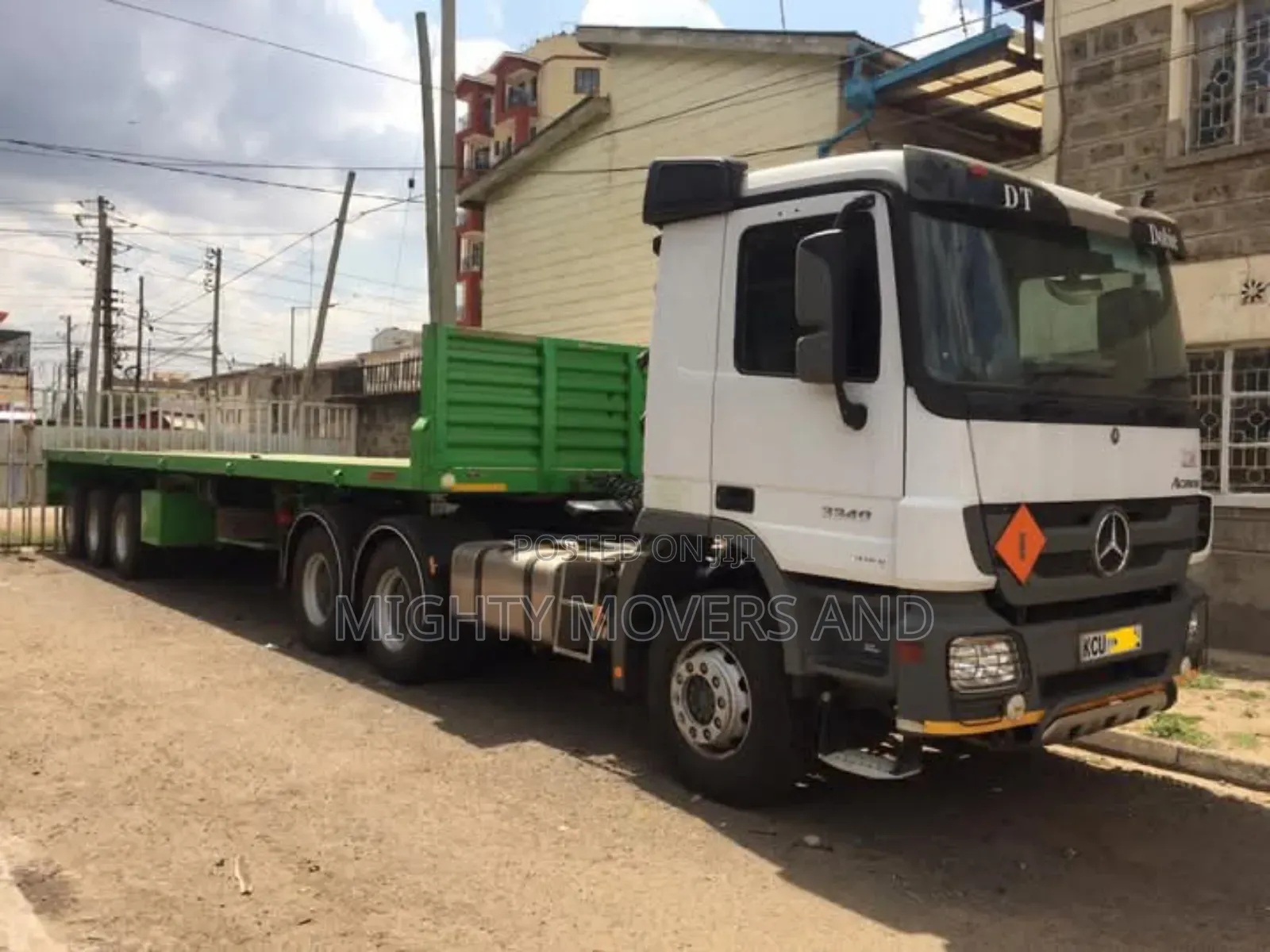 Trailer. At Hand for Transport