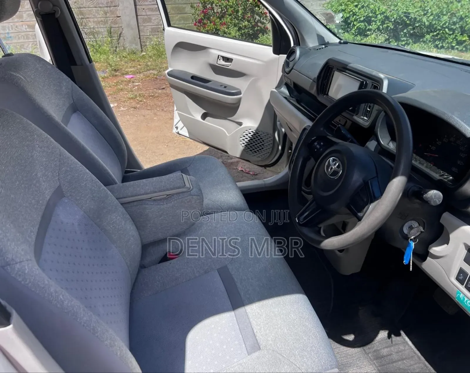Toyota Passo 2017 White