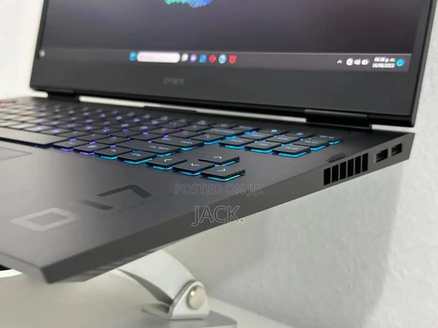 Laptop HP Omen 17t 32GB Intel Core I9 SSD 1T - thumbnail 4