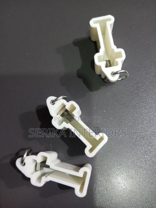 Environmental Friendly Curtain Rails Stoppers Stoppers