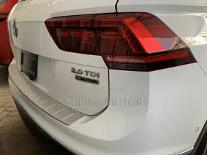 Volkswagen Tiguan 2.0T SEL AWD 4MOTION 2018 Pearl