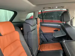 Volkswagen Tiguan 2.0T SEL AWD 4MOTION 2018 Pearl
