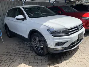Volkswagen Tiguan 2.0T SEL AWD 4MOTION 2018 Pearl