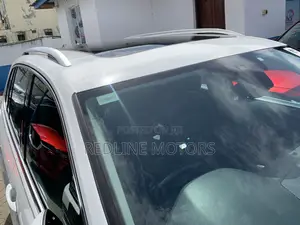Volkswagen Tiguan 2.0T SE AWD 4MOTION 2018 Off white