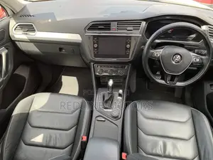 Volkswagen Tiguan 2.0T SE AWD 4MOTION 2018 Off white