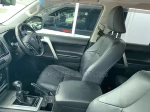 Toyota Land Cruiser Prado 2.8 2018 Silver