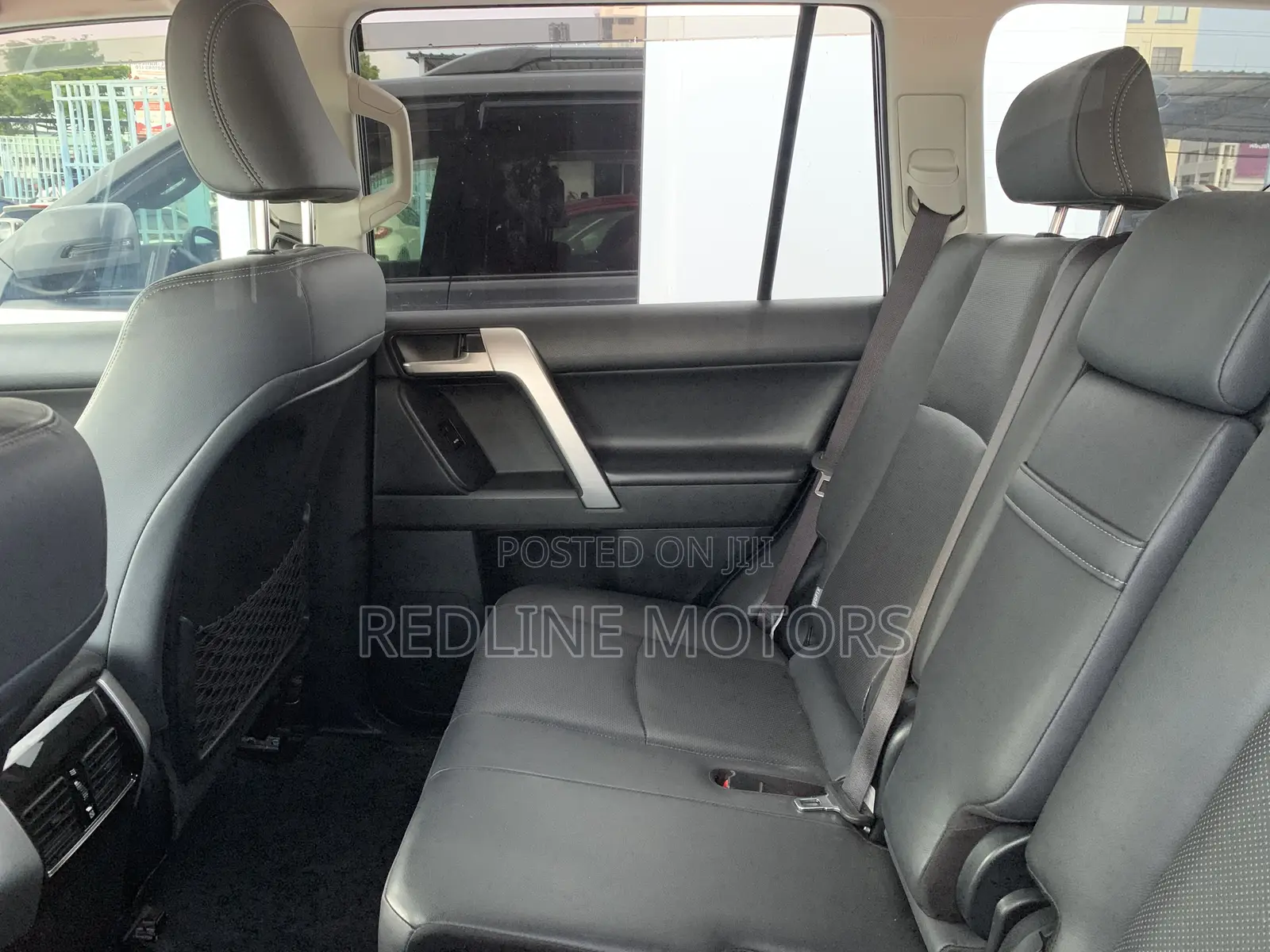 Toyota Land Cruiser Prado 2.8 2018 Silver