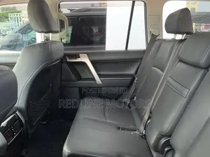 Toyota Land Cruiser Prado 2.8 2018 Silver