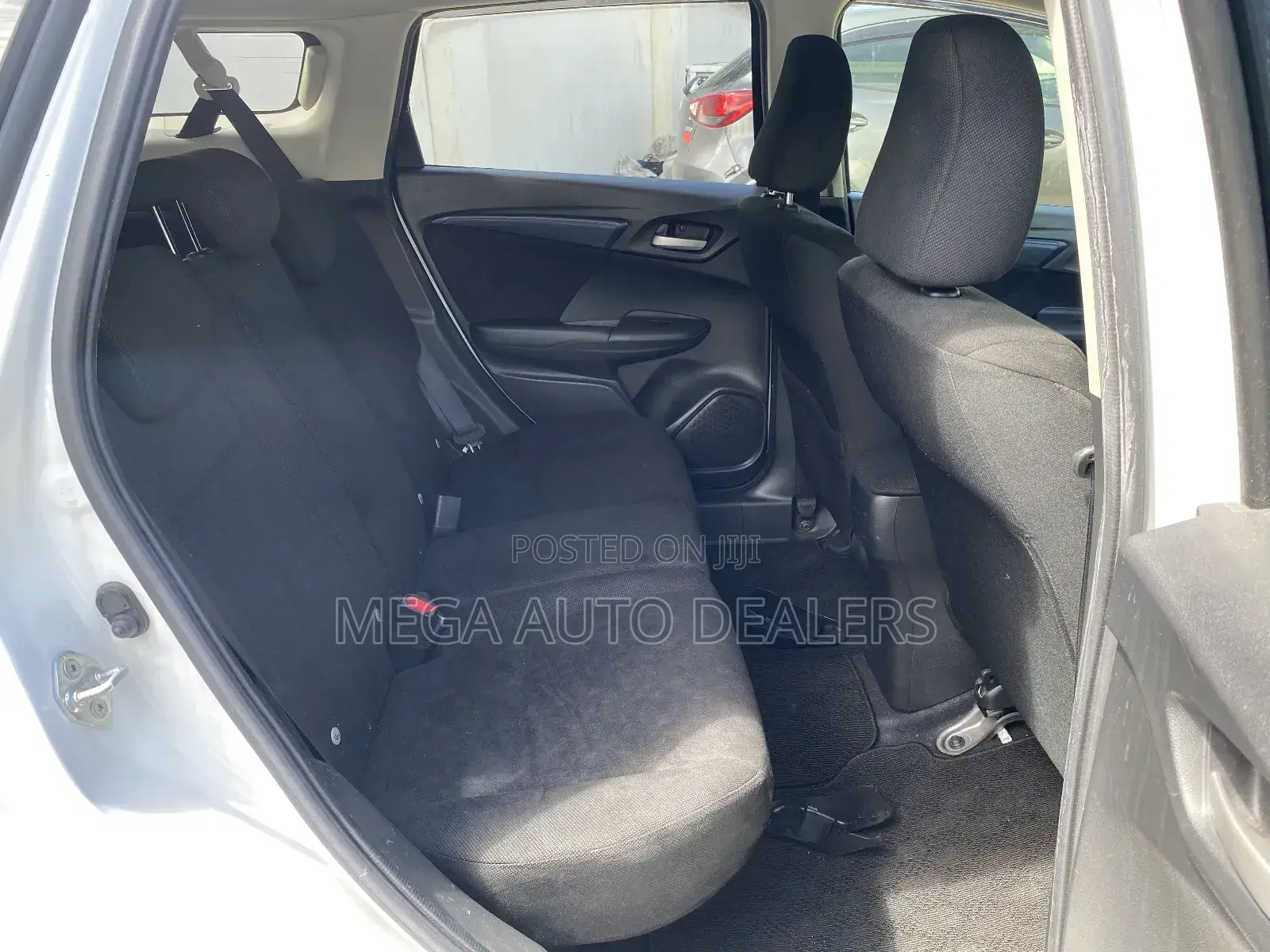 Honda Fit Shuttle 2018 White
