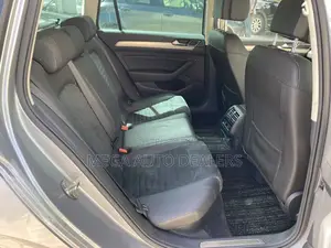 Volkswagen Passat 2018 Silver