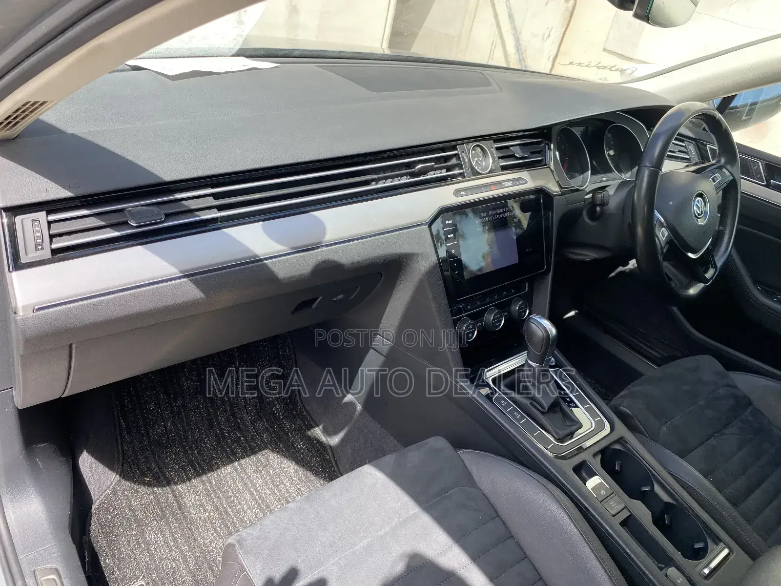 Volkswagen Passat 2018 Silver