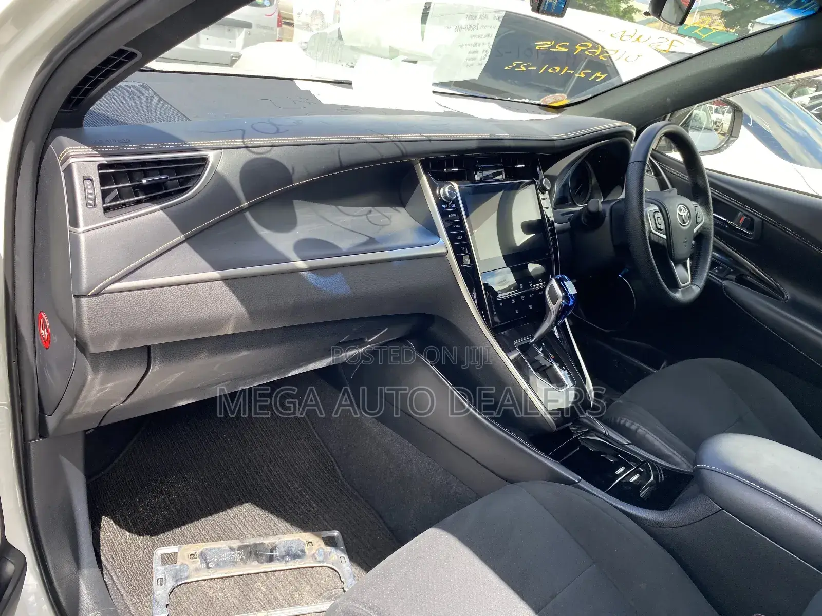 Toyota Harrier 2018 White