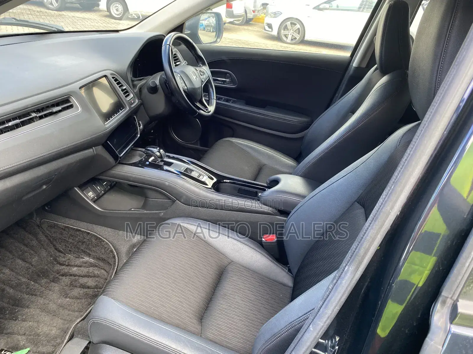Honda Vezel 2018 Black