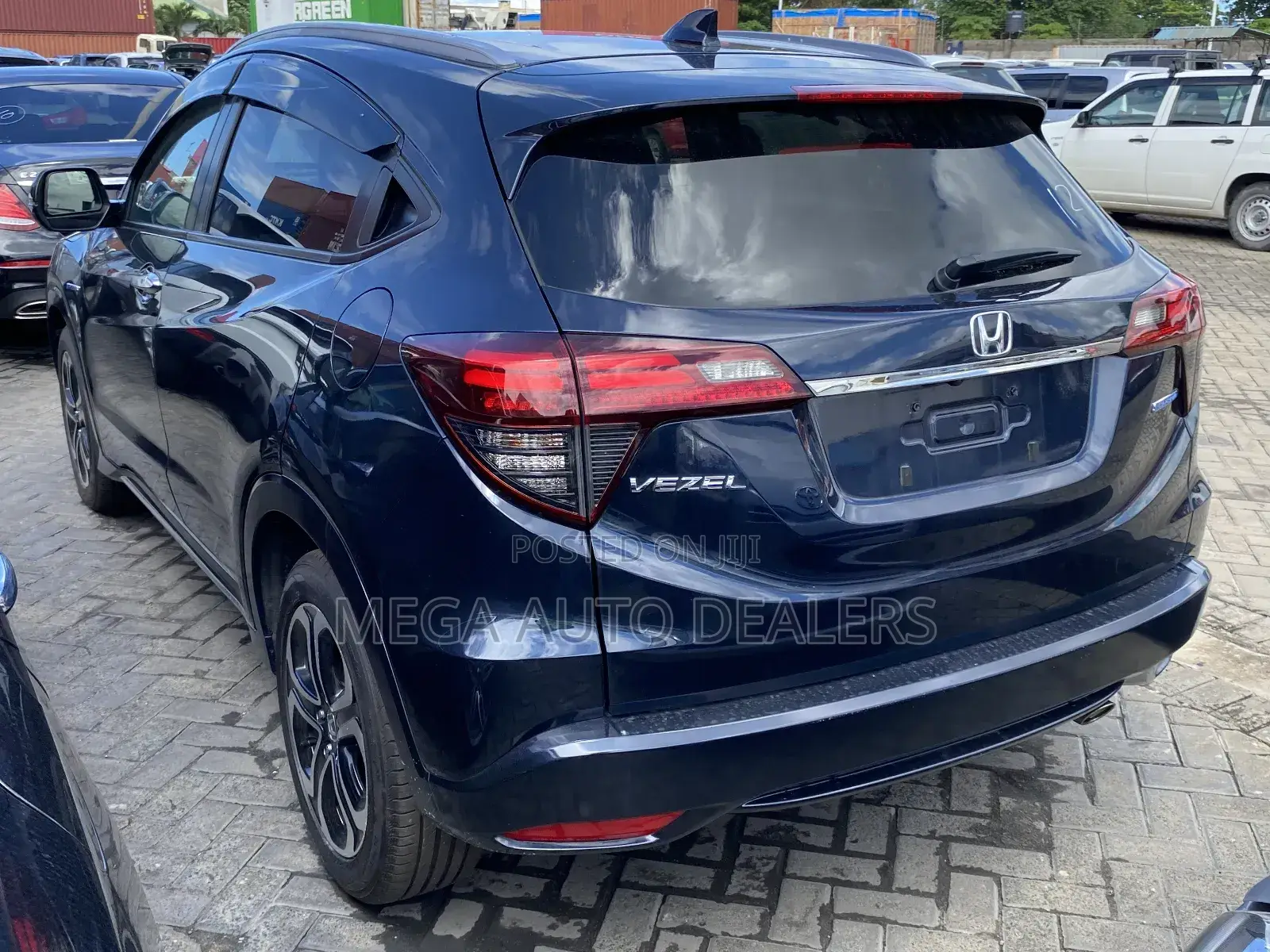 Honda Vezel 2018 Black