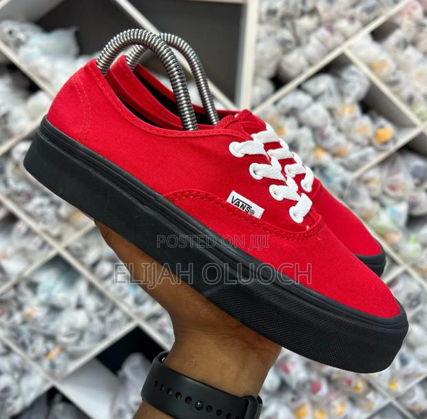 Classic Red Double Sol Vans - thumbnail 2