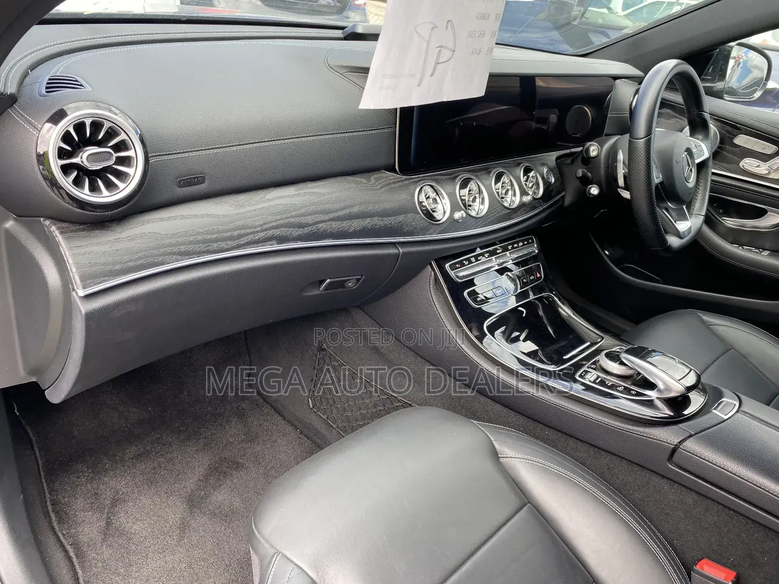Mercedes-Benz E300 2018 Black