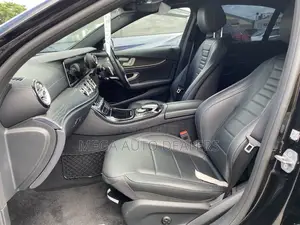 Mercedes-Benz E300 2018 Black