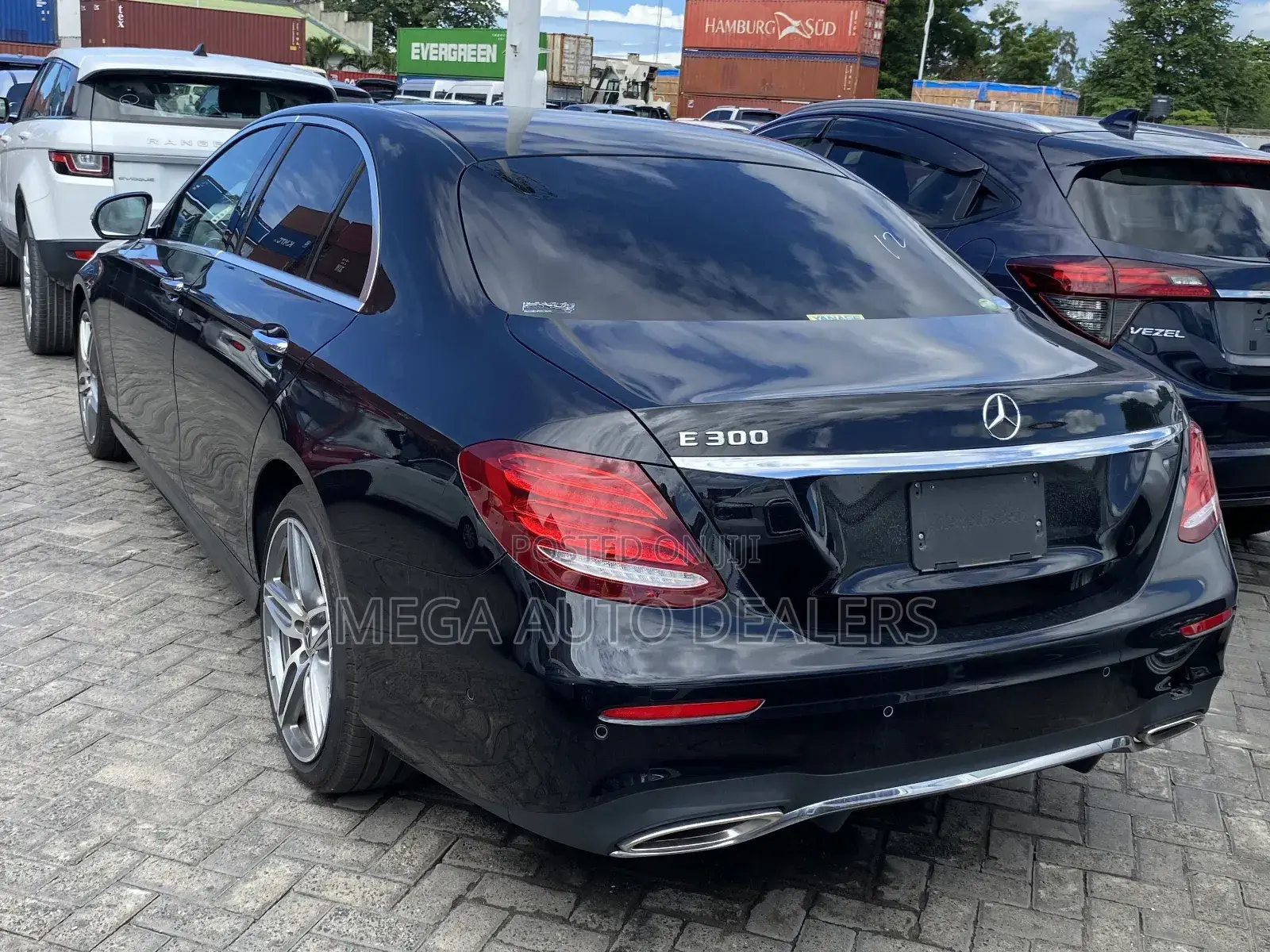 Mercedes-Benz E300 2018 Black