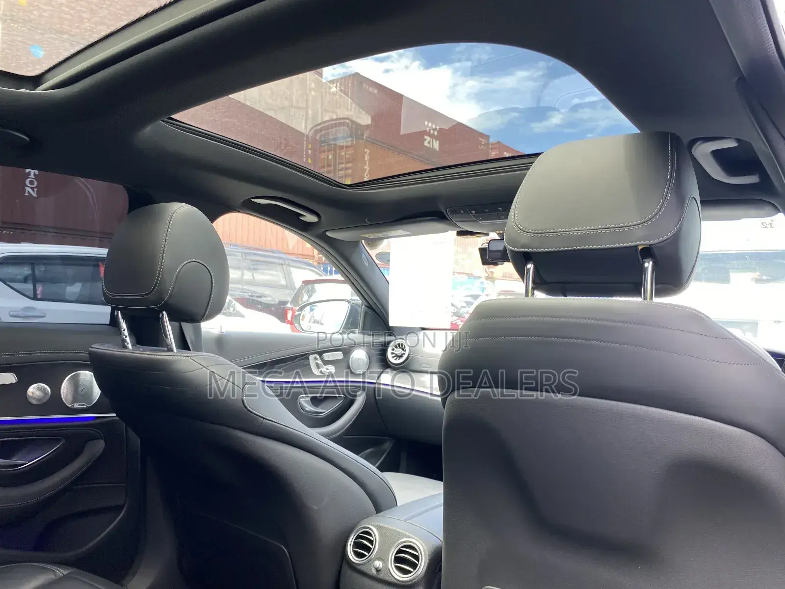 Mercedes-Benz E300 2018 Black