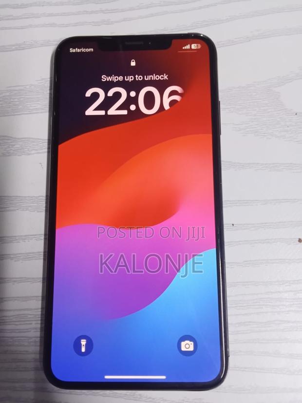Apple iPhone XS Max 64 GB Black