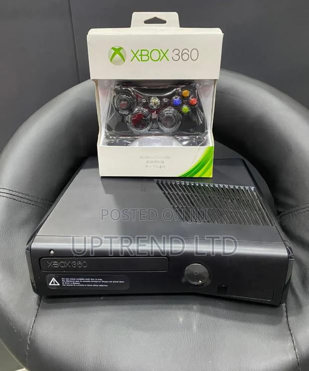 Microsoft Xbox 360 Chipped With 10 Games - main view
