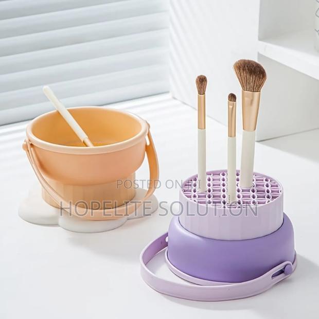 Silicon Make Up Cleaning Brush Bowl