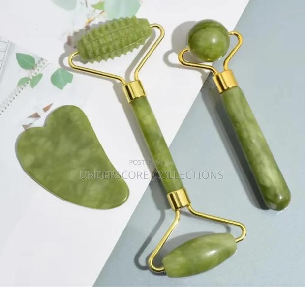 Facial Roller Massager With Gua Sha Scraping Tool, - thumbnail 2