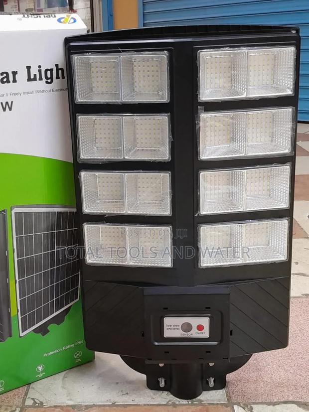 Solar Flood Light 600w With Motion Sensors Inbuilt Solar - thumbnail 2