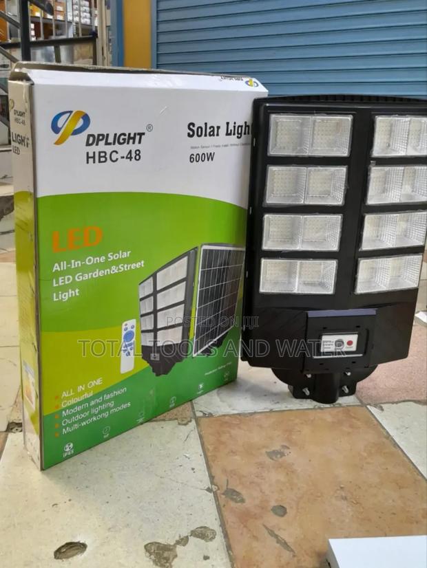 Solar Flood Light 600w With Motion Sensors Inbuilt Solar