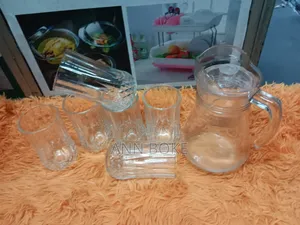  *7 Piece Water/Juice Set*. 
 Set Consists