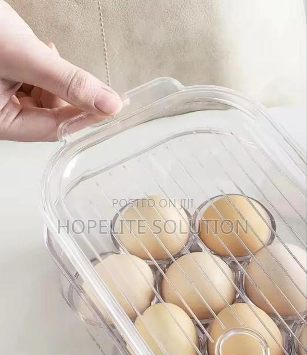 Acrylic Egg Holder - thumbnail 2