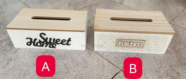 Bamboo Serviette Holder - thumbnail 2
