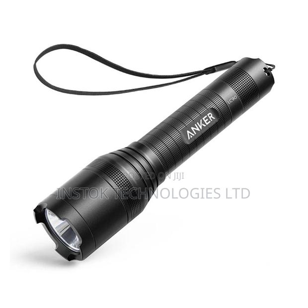 Anker Bolder Lc90 Tactical Zoomable Flashlight 900 Lumens - main view