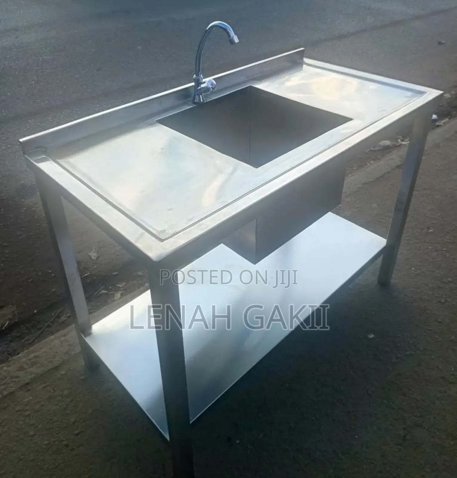 Stainless Steel Kitchen Sink With Working Top
