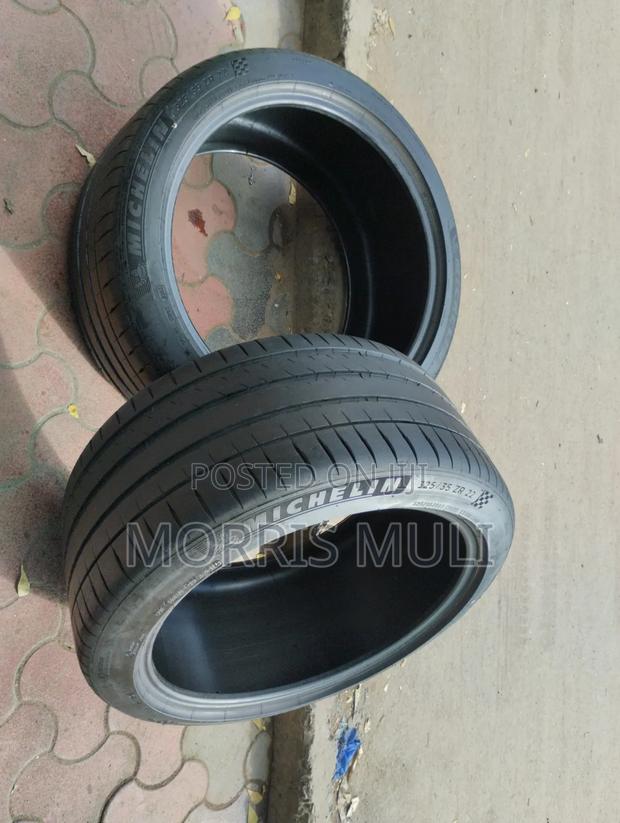 325/35r22 Michelin - thumbnail 5