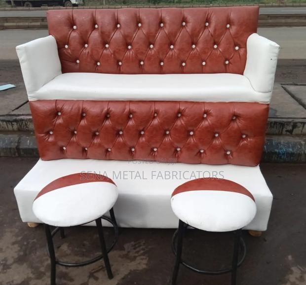 Pedicure Couch With 2 Chairs - main view