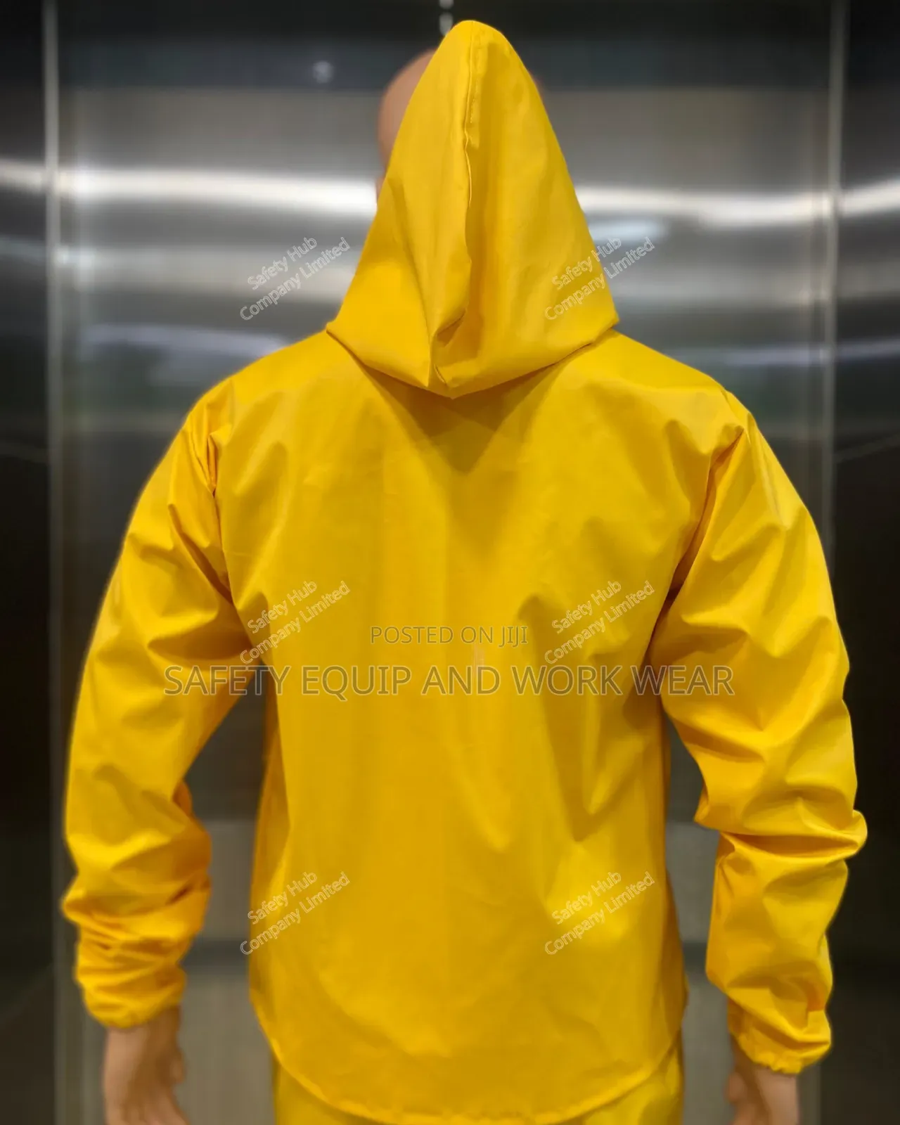 High Quality Spray Suit.
