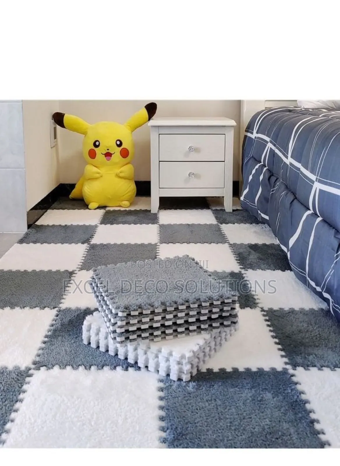 Reversible Dual-Color Interlocking Mats