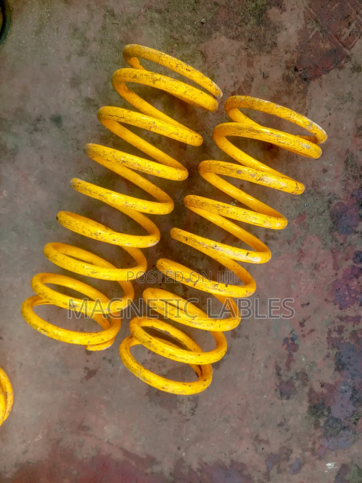 100 Series Rear Heavy Duty Coil Springs