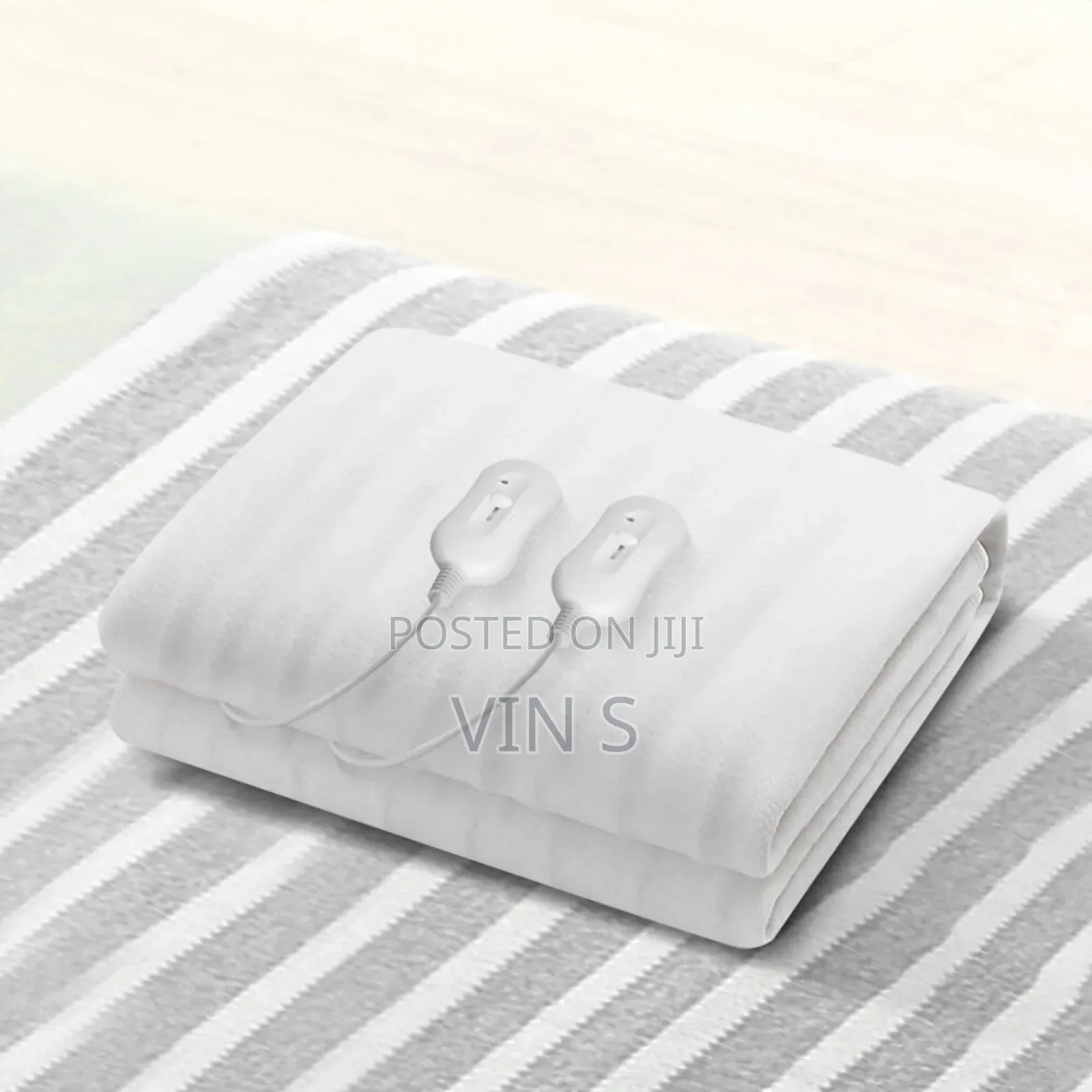 Electric Blankets" Elėctric Blankėts/ Electríc Blãnkets)
