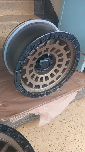 Prado, Hillux Size 18 Offset Rims