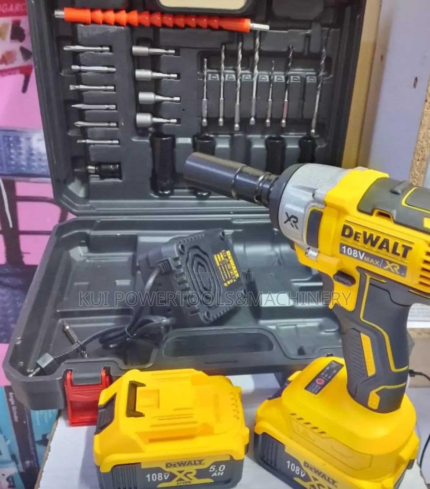Dewalt Cordless Impact Wrench / Impact Wrench