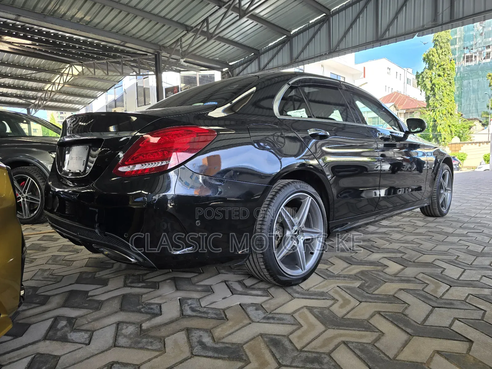 Mercedes-Benz C200 2018 Black