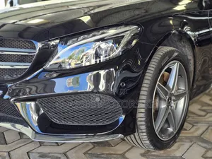 Mercedes-Benz C200 2018 Black