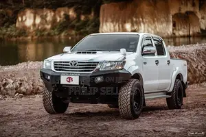 Steel Front Bumper Toyota Hilux 2011 - 2015 Bull Bar