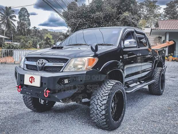 Series Front Bumper for Toyota Hilux Vigo for Off-Road 4×4