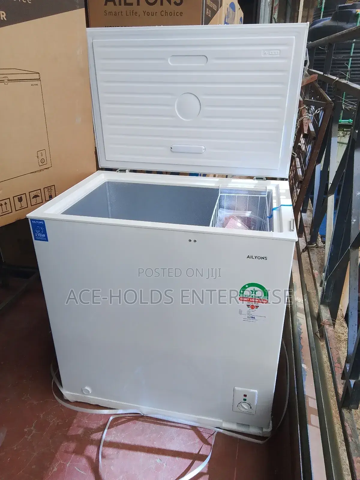 Freezer Ailyons 200 Litres Deep Chest Freezer Flip-Up Door