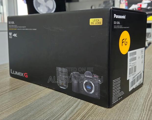 Panasonic Lumix G9 Mirrorless Camera With 12-60mm Lens