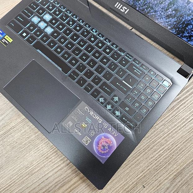 Laptop MSI 16GB Intel Core I7 SSD 512GB - thumbnail 3